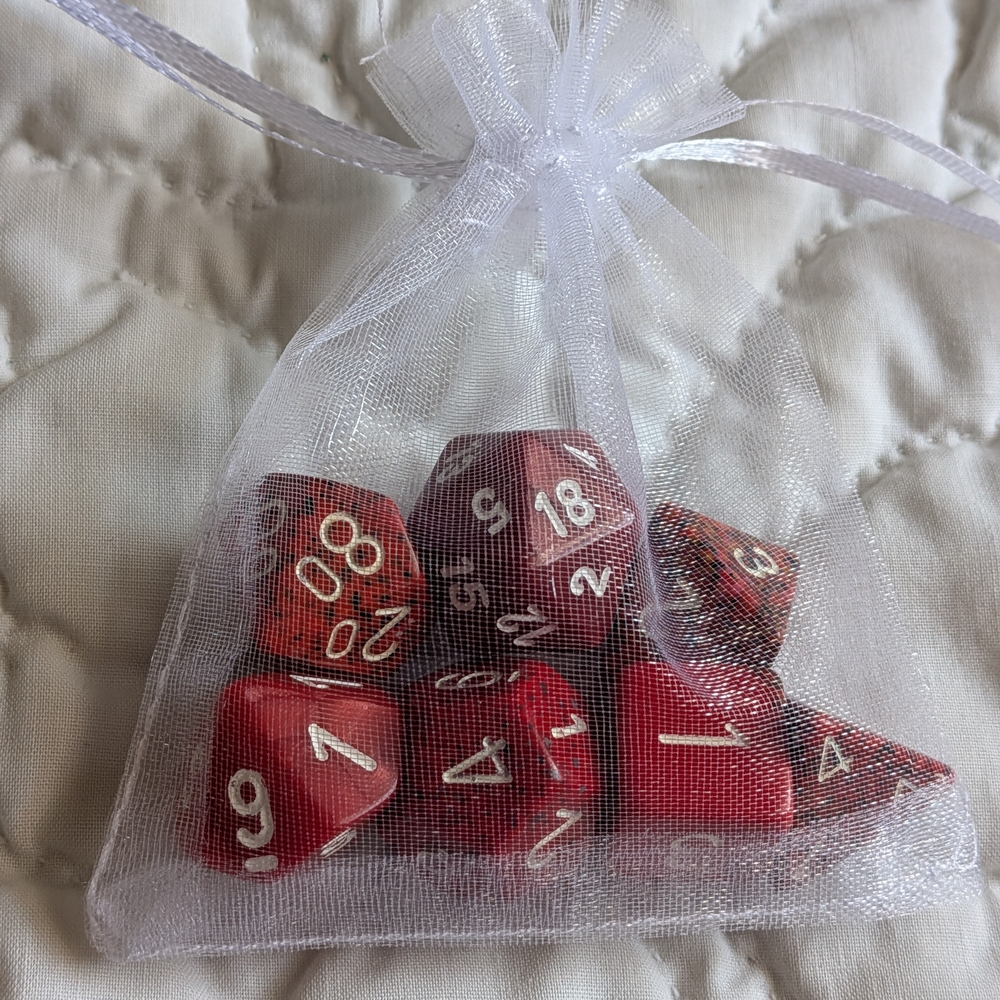Chessex Red Dice Set Dungeon And Dragons Or AD&D Pathfinder 7 Die Mixed Patterns - Picture 11 of 12